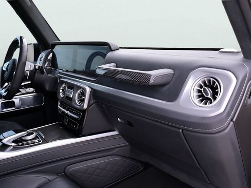 Certified 2024 Mercedes-Benz G 63 AMG 4MATIC image 11