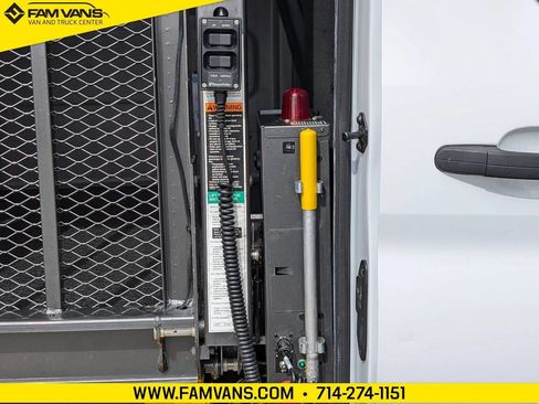 Used 2023 Ford Transit 150 Medium Roof RWD image 5