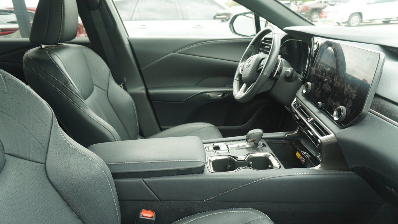 Used 2024 Lexus RX 350 Premium Plus w/ Convenience Package FWD image 10