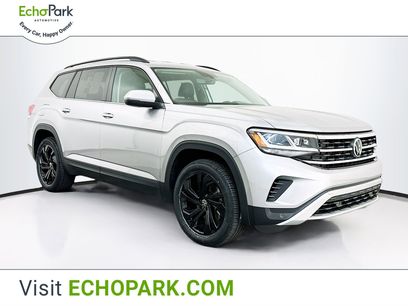 Used 2022 Volkswagen Atlas SE w/ Black Wheel Package