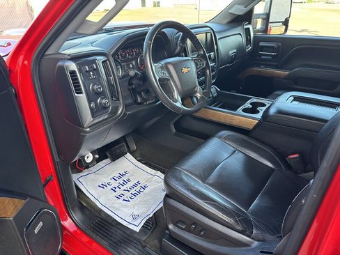 Used 2018 Chevrolet Silverado 3500 LTZ w/ Duramax Plus Package image 10