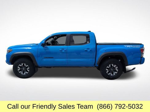 Certified 2020 Toyota Tacoma TRD Off-Road w/ TRD Premium Off Road Package AWD/4WD image 2