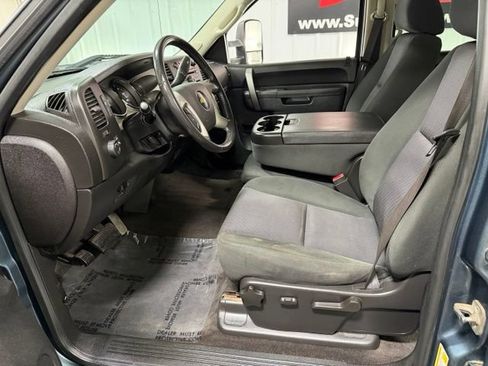 Used 2012 Chevrolet Silverado 2500 LT w/ Interior Plus Package AWD/4WD image 10