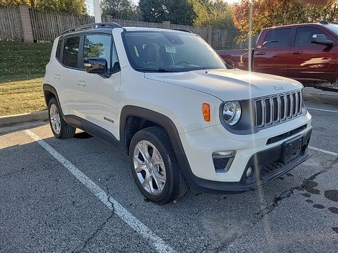 Used 2022 Jeep Renegade Limited image 3