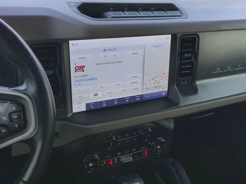 Certified 2024 Ford Bronco Wildtrak image 30