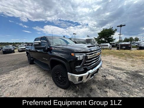 Used 2024 Chevrolet Silverado 2500 LTZ w/ LTZ Premium Package AWD/4WD image 3