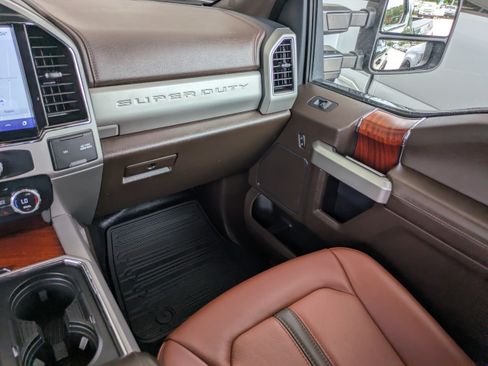 Used 2022 Ford F350 King Ranch w/ Tremor Off-Road Package AWD/4WD image 19
