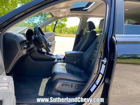 Used 2024 Honda CR-V EX-L image 14