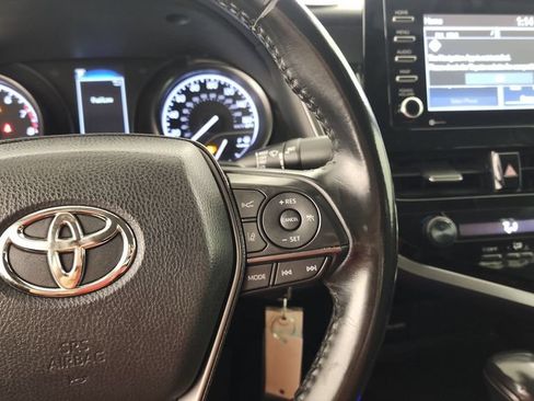 Used 2021 Toyota Camry SE FWD image 18