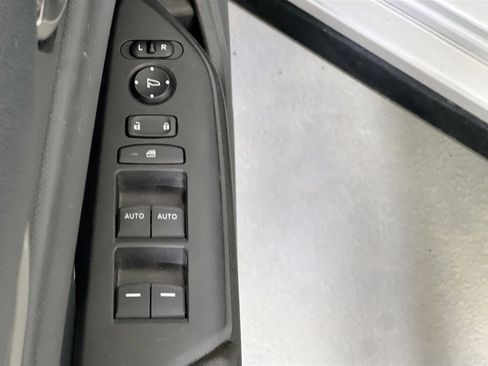 Used 2017 Honda Civic Sport image 17