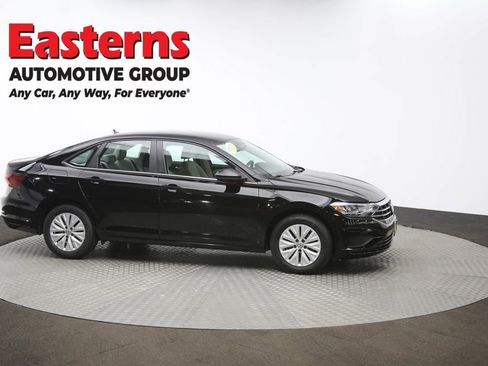 Used 2019 Volkswagen Jetta S w/ Driver Assistance Package image 48