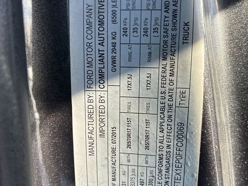 Used 2015 Ford F150 XLT image 36