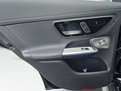 New 2026 Mercedes-Benz GLC 300 4MATIC image 19