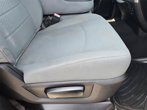 Used 2020 RAM 1500 Classic SLT RWD image 21
