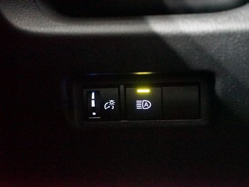 Certified 2022 Toyota RAV4 LE image 22