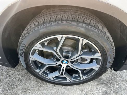 Used 2021 BMW X1 xDrive28i w/ Convenience Package image 16