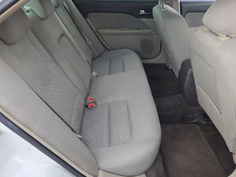 Used 2010 Ford Fusion SE image 27