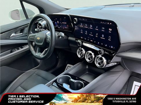 Used 2024 Chevrolet Blazer EV LT AWD/4WD image 17