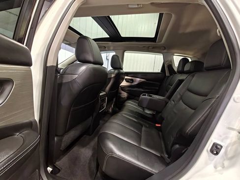 Used 2017 Nissan Murano Platinum w/ Platinum Technology Package AWD/4WD image 32
