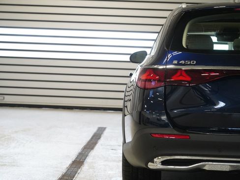New 2026 Mercedes-Benz E 450 4MATIC All-Terrain Wagon image 12
