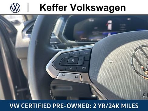 Certified 2023 Volkswagen Tiguan SE FWD image 19