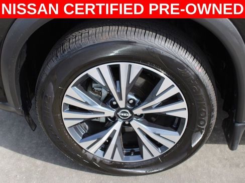 Certified 2022 Nissan Rogue SV image 12