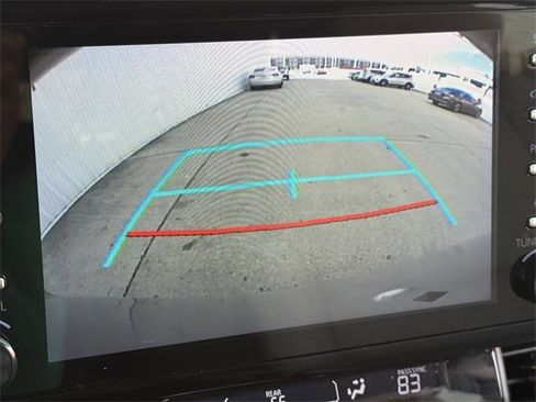 Used 2022 Toyota Sienna LE image 17