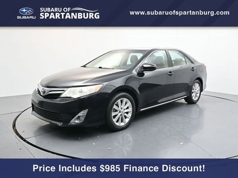 Used 2013 Toyota Camry XLE image 3