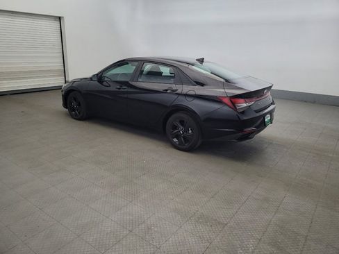 Used 2023 Hyundai Elantra SEL w/ Cargo Package FWD image 3