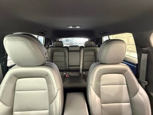 New 2026 Chevrolet Equinox EV LT image 30