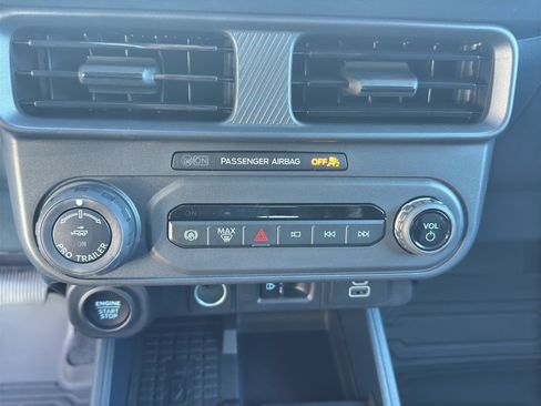 New 2025 Ford Maverick Lariat w/ Black Appearance Package image 23