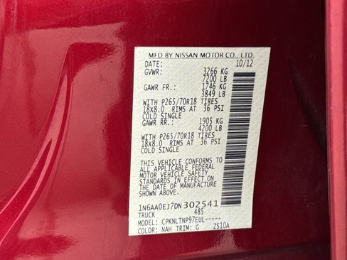 Used 2013 Nissan Titan SV image 28