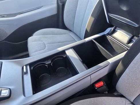 Used 2022 Hyundai Palisade SE image 24