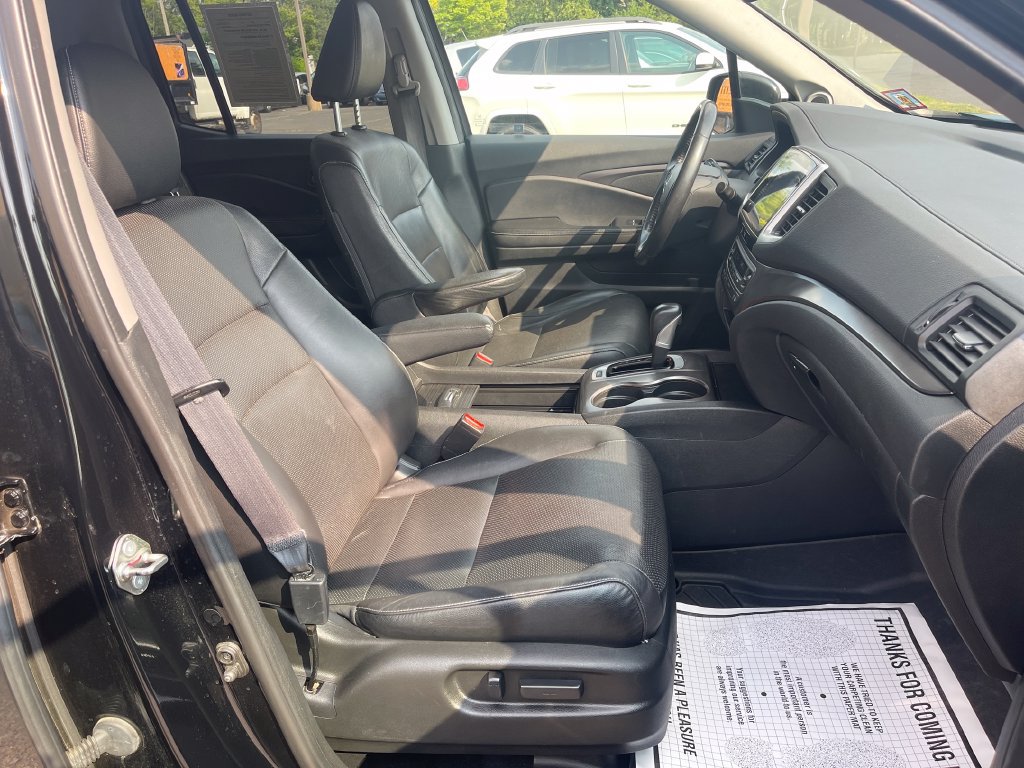 Used 2017 Honda Ridgeline RTL-T image 19