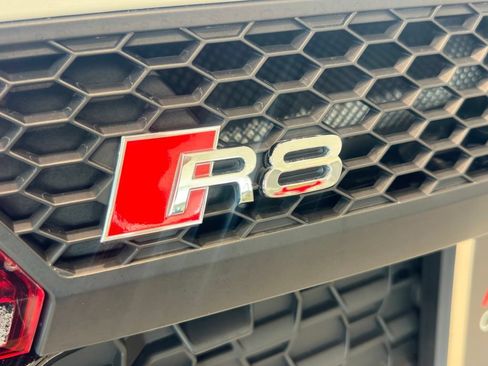Used 2022 Audi R8 V10 RWD image 29