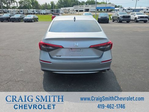 Used 2023 Honda Civic Sport image 5
