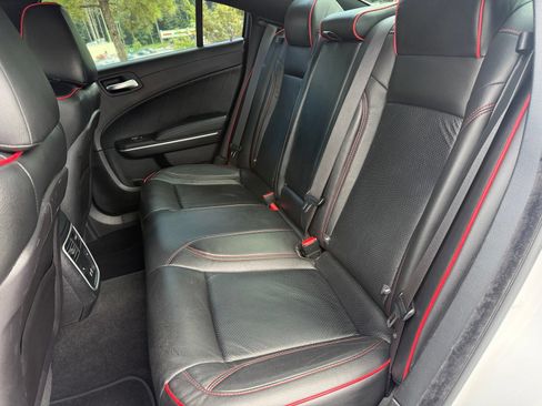 Used 2022 Dodge Charger Scat Pack RWD image 40