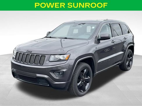 Used 2015 Jeep Grand Cherokee Altitude AWD/4WD image 4