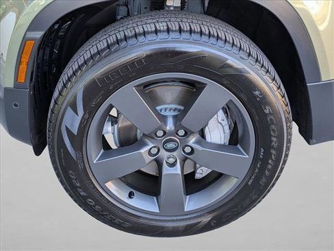 Certified 2025 Land Rover Defender 110 S image 25