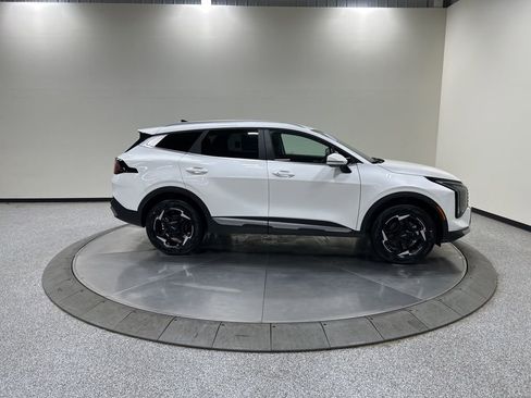 New 2026 Kia Sportage EX AWD/4WD image 5