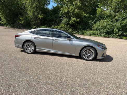 Certified 2024 Lexus LS 500 AWD w/ Interior Upgrade Package image 15