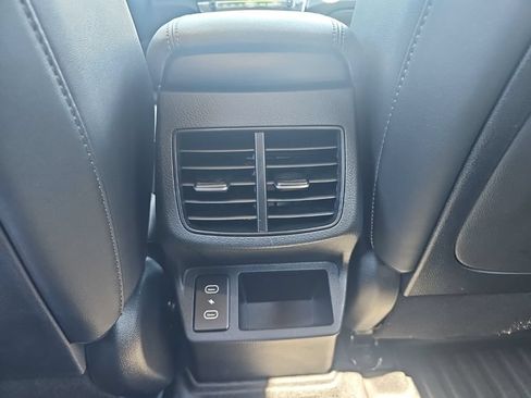 Used 2024 Kia Seltos SX AWD/4WD image 32