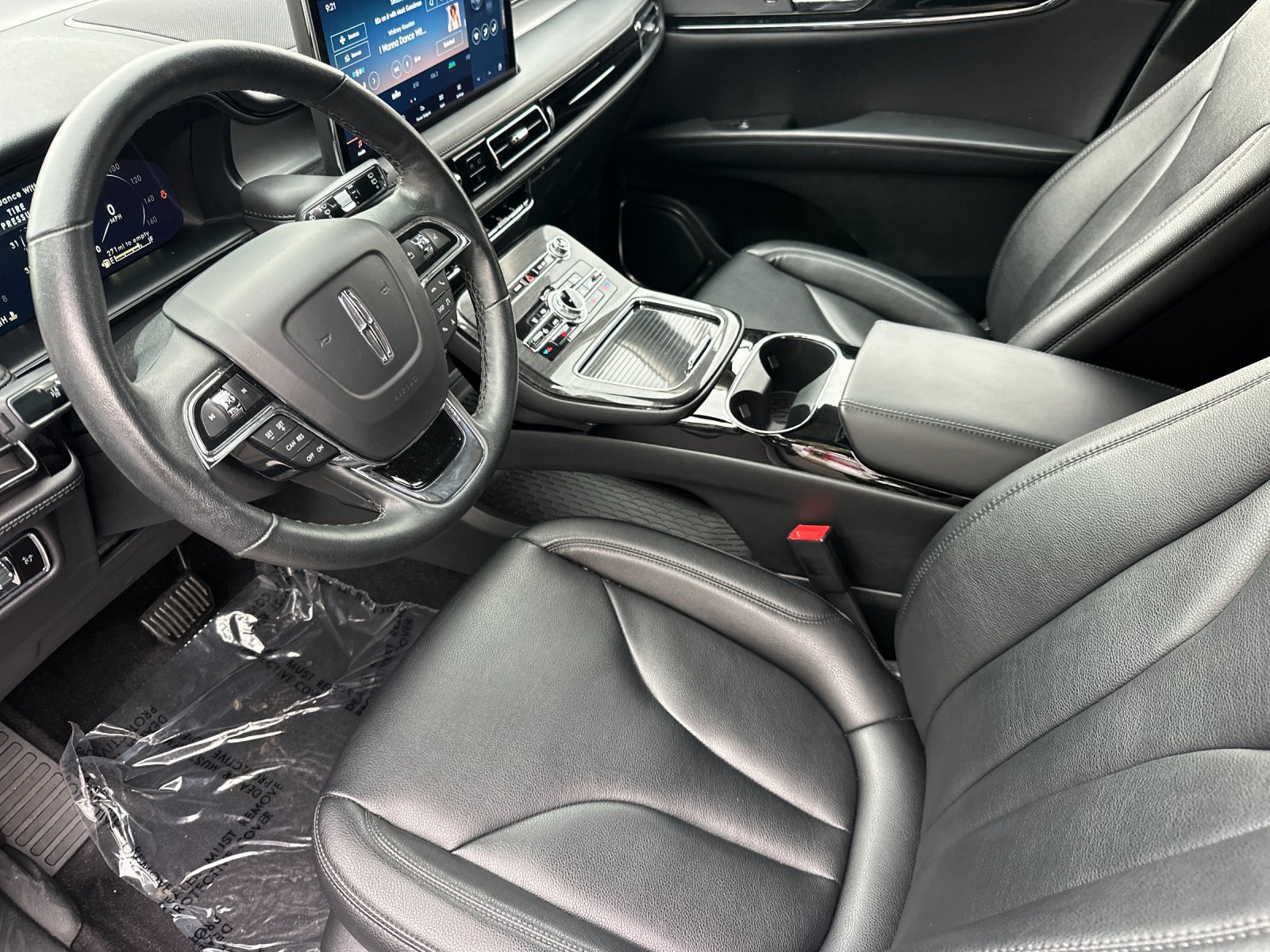 Certified 2023 Lincoln Nautilus FWD w/ Premium Package image 9