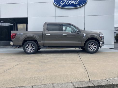 New 2026 Ford F150 Lariat w/ Equipment Group 501A Mid image 3