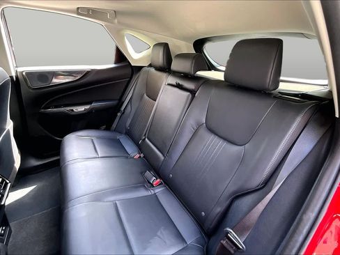 Used 2024 Lexus NX 250 FWD w/ Towing Package (2000 Lbs) image 20