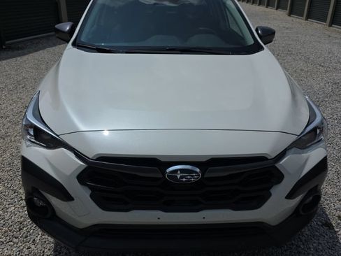 Used 2025 Subaru Crosstrek 2.5i Premium AWD/4WD image 10