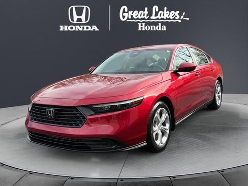 Certified 2025 Honda Accord LX image 2