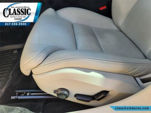 Used 2022 Volvo S60 B5 Inscription w/ Climate Package image 24