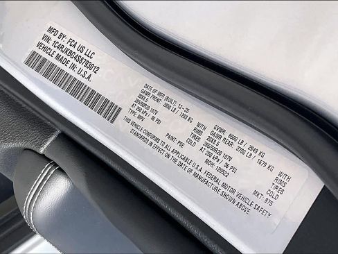 New 2025 Jeep Grand Cherokee L Limited image 20