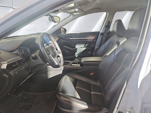 Used 2024 Nissan Altima 2.5 SR image 7